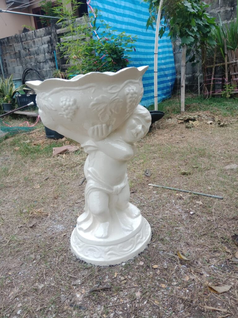 ทาสีกระถางโรมันปลูกต้นไม้